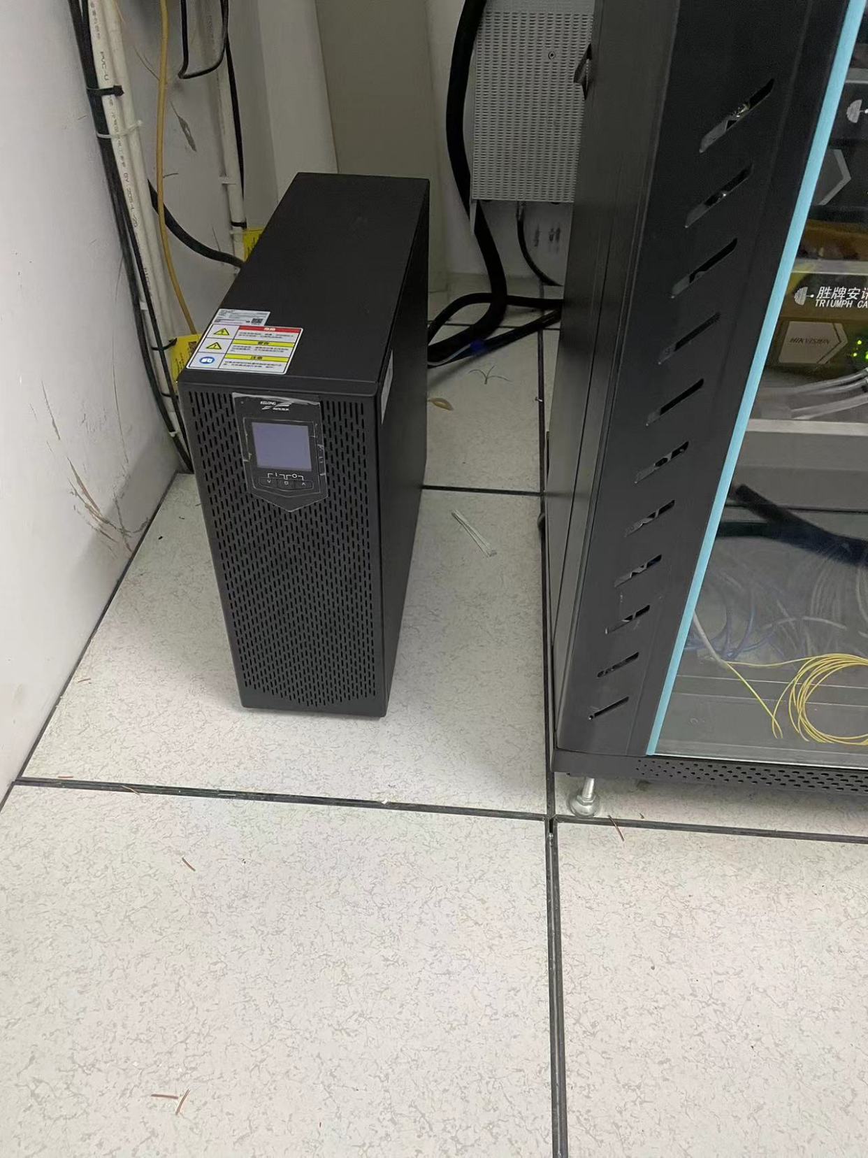 科華GFM-3000/2V/3000Ah鉛酸蓄電池 大容量、長續(xù)航工業(yè)能源解決方案